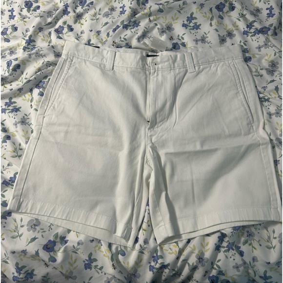 J Crew Men’s Shorts NEVER WORN - Picture 1 of 3